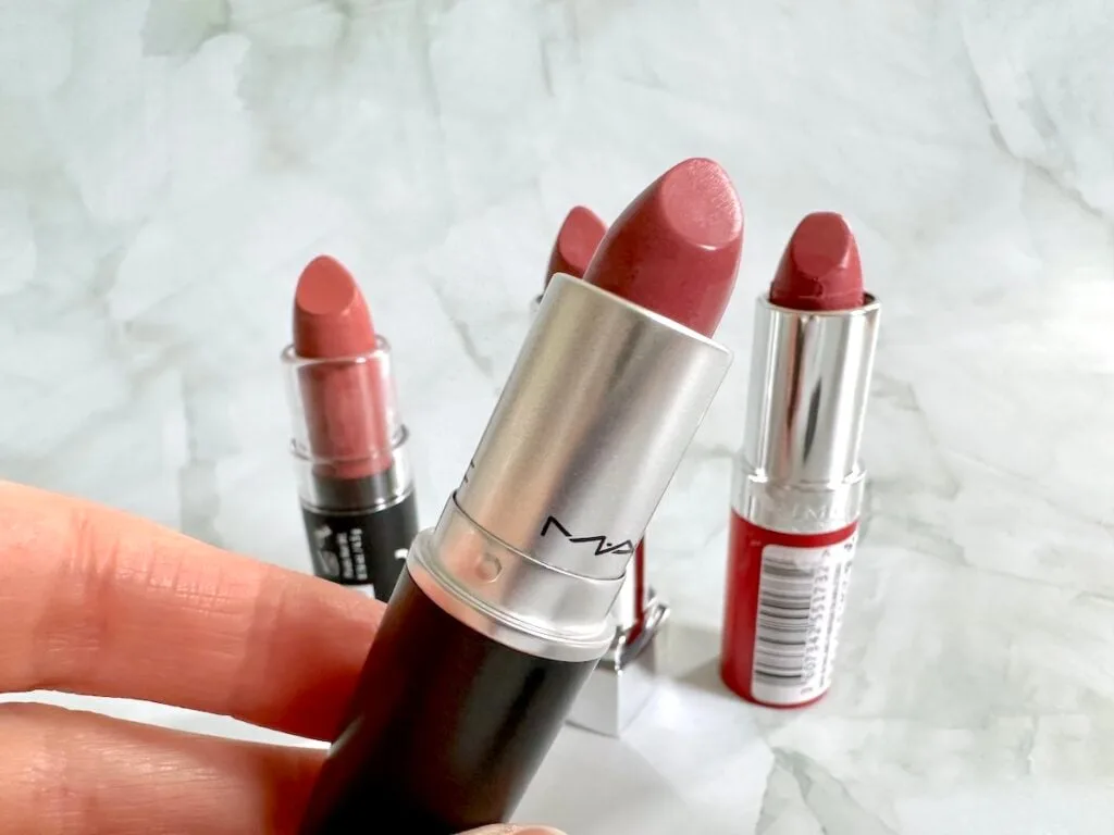 How To Store Mac Lipstick For the Long Term?