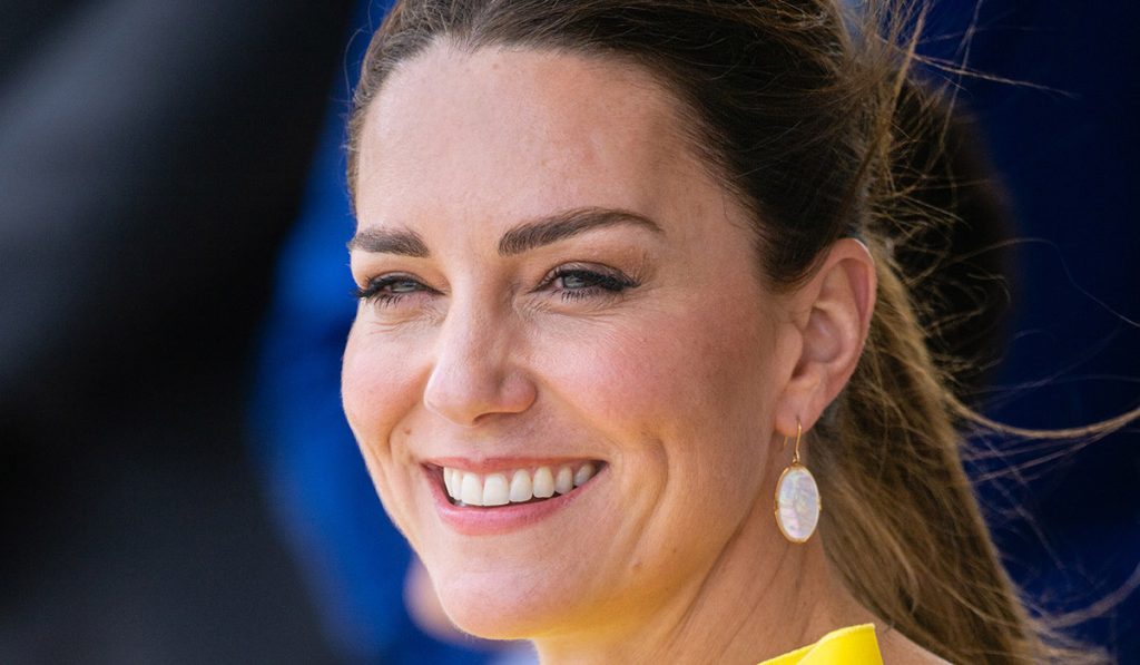 Kate Middleton’s Mother Of Pearl Earrings