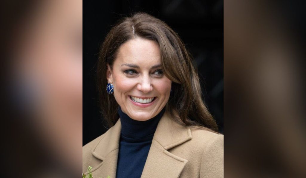 Kate Middleton’s Vintage Button Earrings 