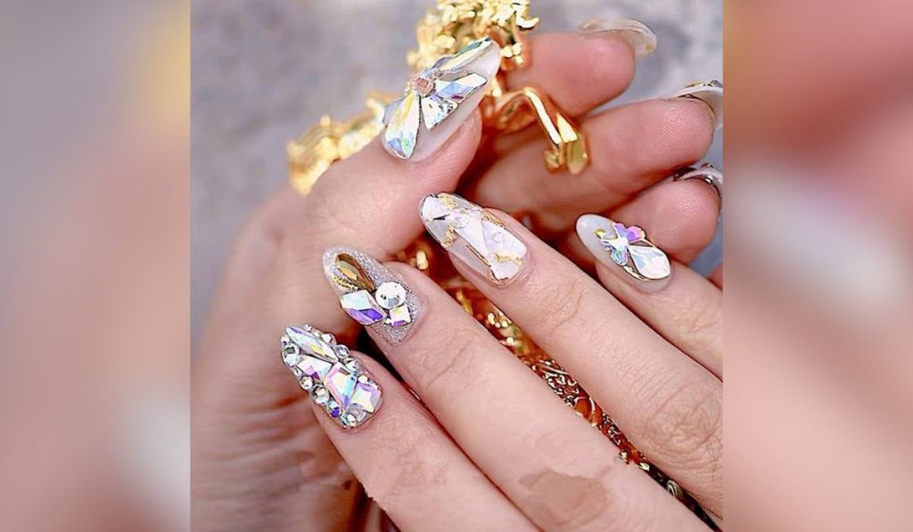 Nail jewels- Summer Spring Nail trends 2024.