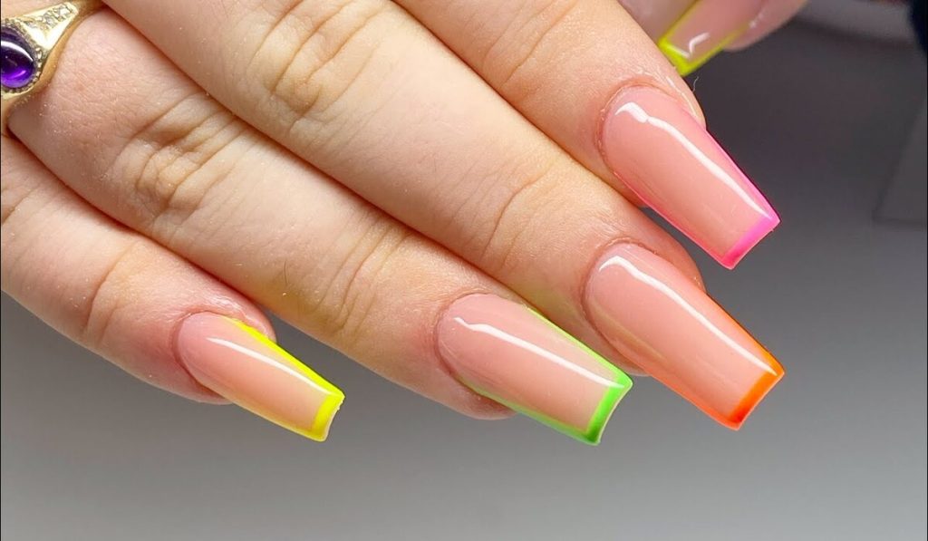 Neon Tips Nails